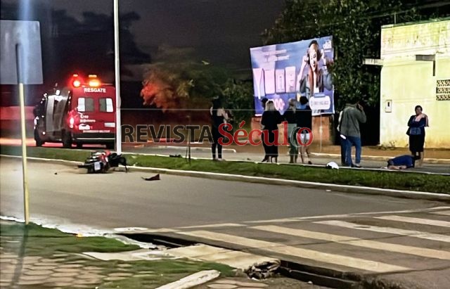 Grave acidente com motoneta deixa duas mulheres feridas na avenida Melvin Jones