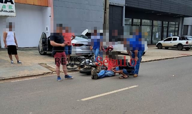 Motociclista fica ferido após colisão no centro de Vilhena