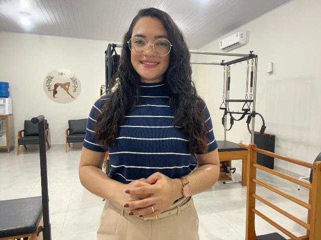 Drª Beatriz Dângelo da Clínica Élan Fisioterapia e Pilates fala sobre o impacto do estresse na postura e na dor muscular