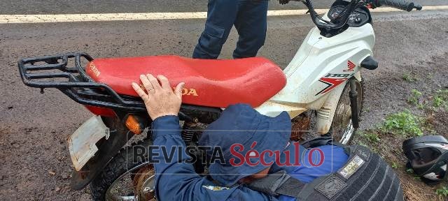 Patrulha Rural de Vilhena recupera motocicleta furtada horas antes no município de Chupinguaia.