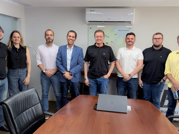 Luizinho Goebel acompanha secretário da Sefin para ouvir demandas de empresários e contadores em Vilhena