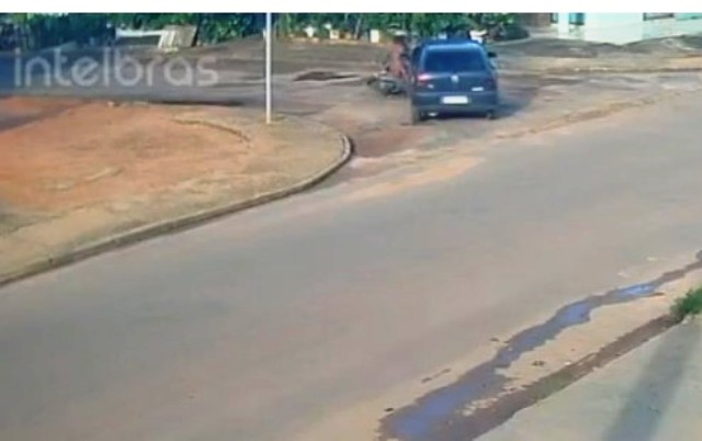 Acidente é registrado na cidade de Cerejeiras e deixa duas pessoas feridas