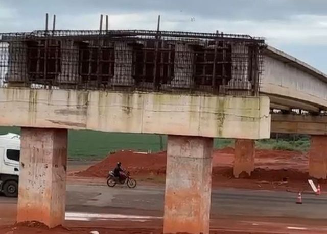 Criador de conteúdo critica obras paralisadas na BR-364 e questiona início de pedágios em Rondônia