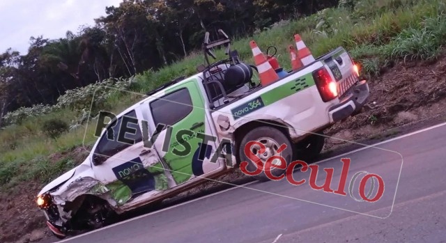 Veículo da concessionária Nova-364 se envolve em acidente com caminhão na BR-364