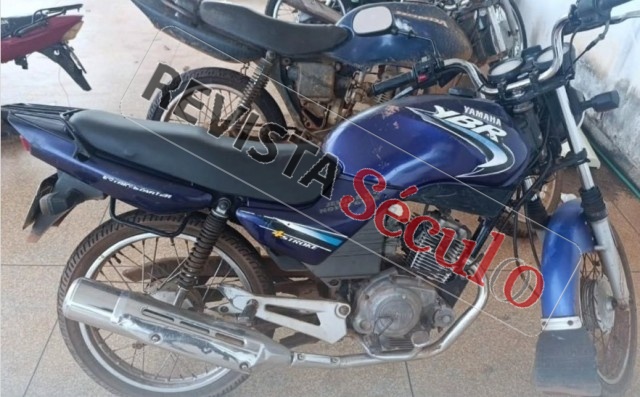 Yamaha YBR de cor azul é recuperada pela polícia em Vilhena