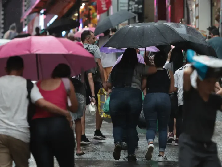 Inmet alerta para chuvas fortes no Sudeste e no Paraná