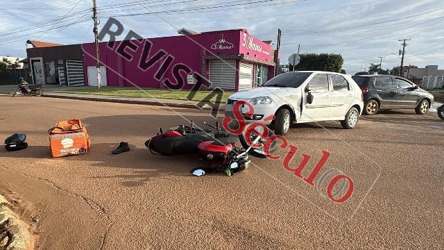 Colisão entre carro e moto deixa motociclista ferido no Jardim das Oliveiras