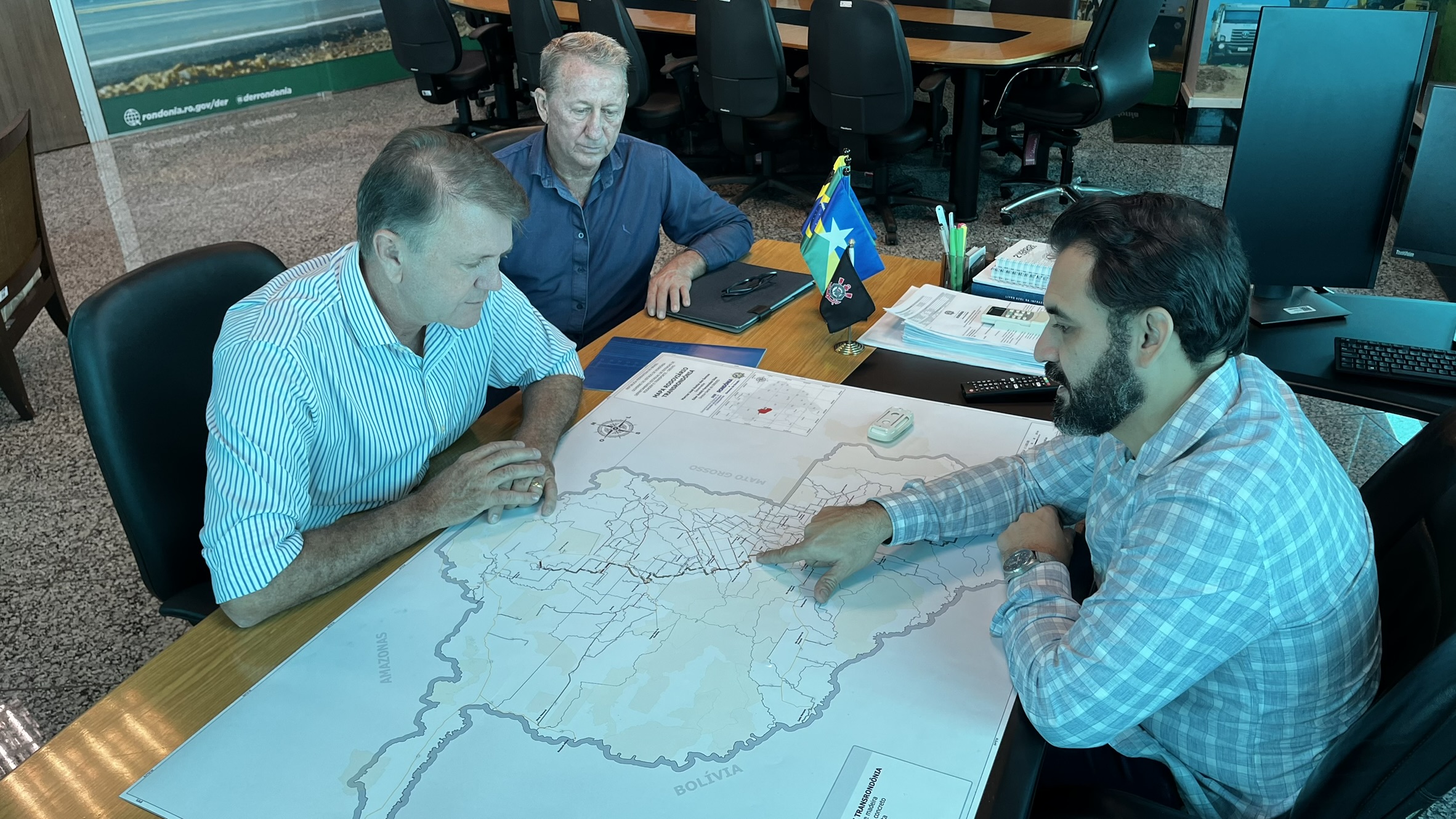 Deputado Luizinho Goebel indica recuperação de ruas e tapa-buracos em Cerejeiras com apoio do DER