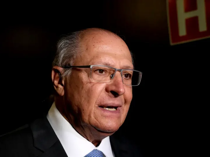 Alckmin: governo prioriza abastecimento e quer evitar alta do diesel