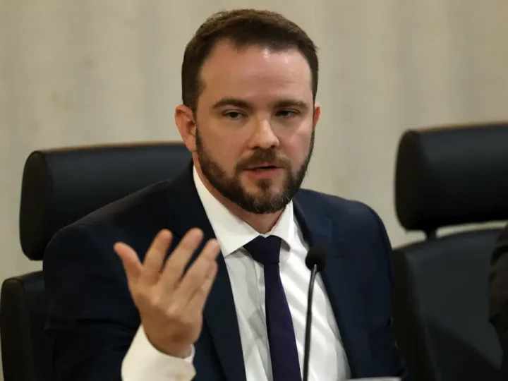 Governo propõe subsídio de R$ 1,20 ao diesel após impasse do ICMS