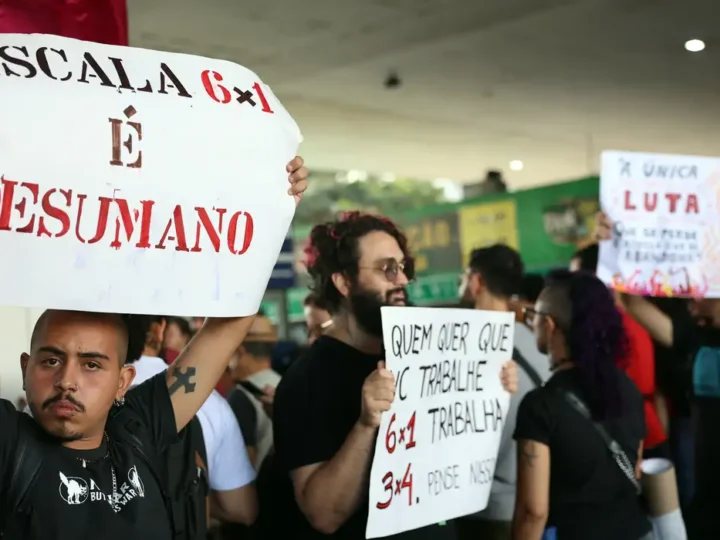 Oito em cada 10 brasileiros de até 40 anos defendem fim da escala 6×1