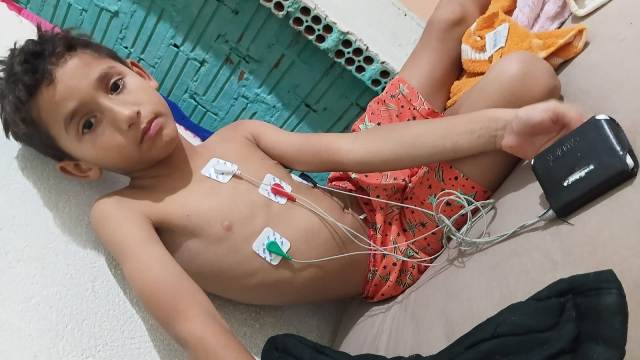 Menino de 8 anos com problemas no coração mobiliza campanha solidária para tratamento fora de Vilhena