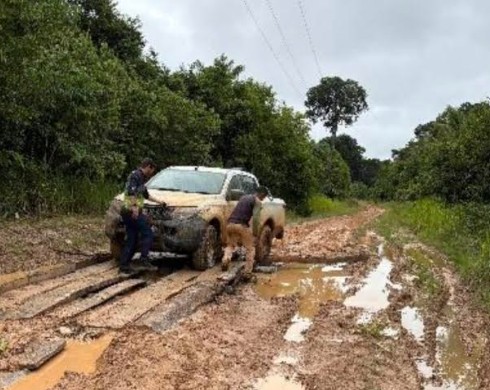 Recuperação da estrada de acesso ao Lago do Cuniã, em Porto Velho, é solicitada com urgência por Alex Redano