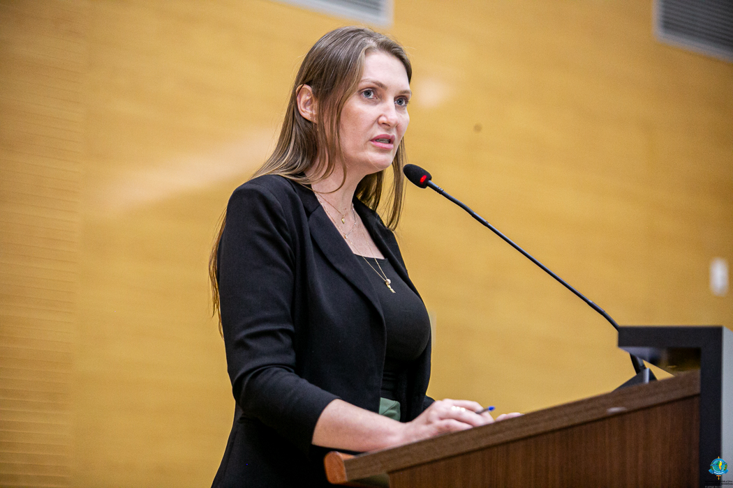 Pimenteiras do Oeste recebe R$ 100 mil por meio da deputada Gislaine Lebrinha