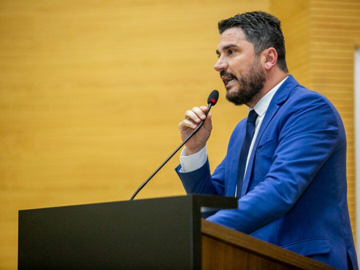 Deputado Jean Mendonça defende valorização dos servidores do DER