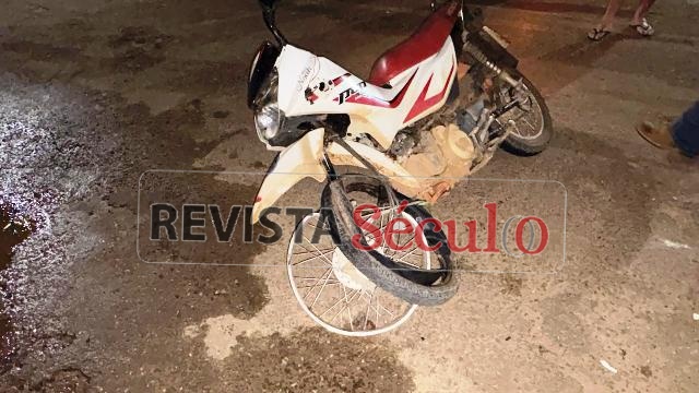 Motociclista fica ferida após entrar na frente de outra motoneta no residencial Orleans, em Vilhena