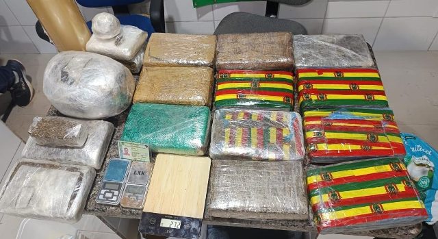 Polícia Militar apreende 15 quilos de drogas em Cacoal