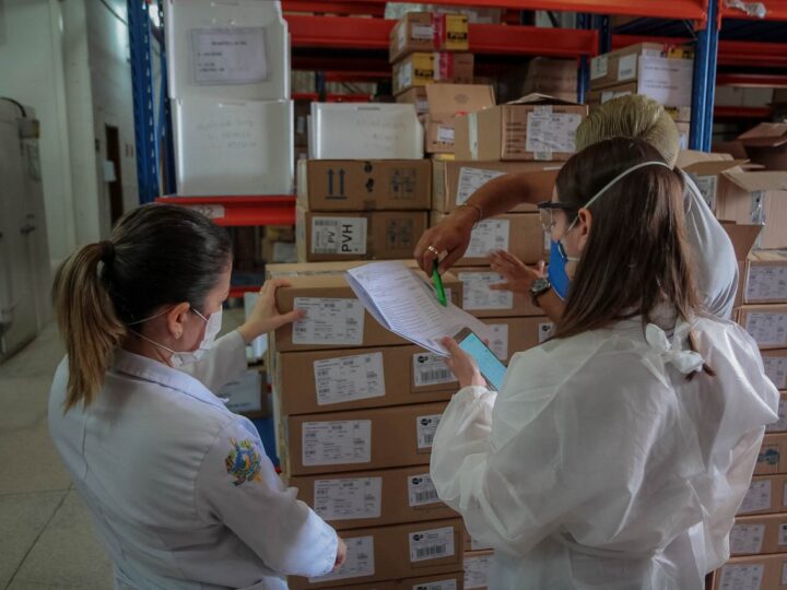 Gislaine Lebrinha destina R$ 100 mil para farmácia básica do Hospital Regional de Governador Jorge Teixeira