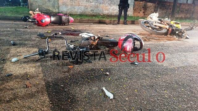 Motos colidem no Cristo Rei em Vilhena e deixa vítimas em estado grave