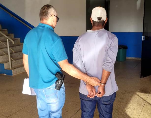 Polícia Civil prende suspeito de crimes sexuais contra própria na de 12 anos em Vilhena