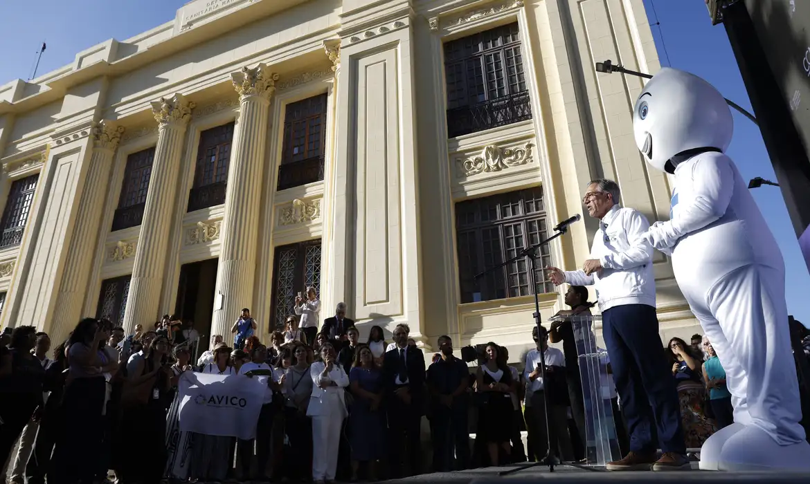 Memorial da Pandemia, no Rio de Janeiro, homenageia vítimas da covid