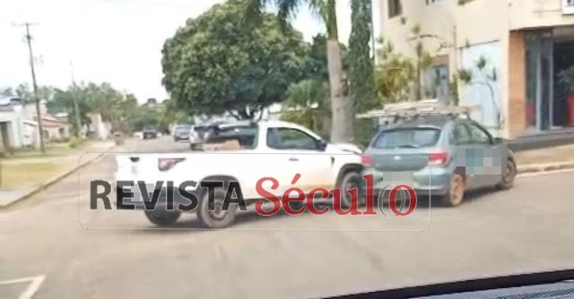 Veículos colidem no Centro de Vilhena e danos materiais são constatados