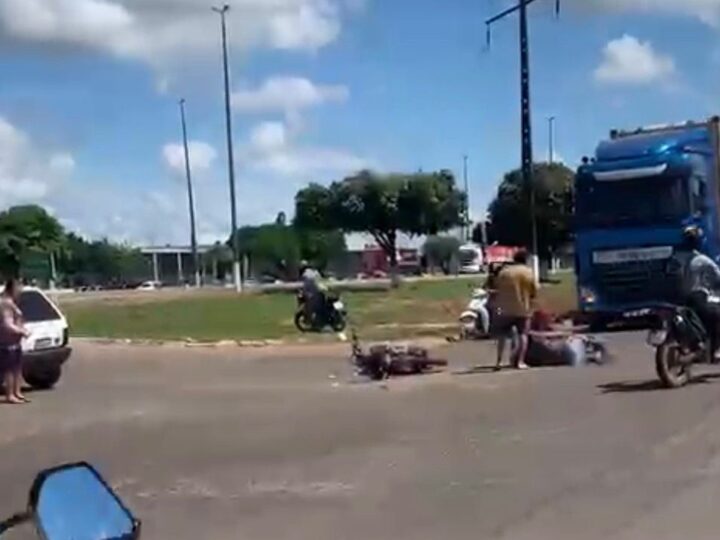 Comerciante fica gravemente ferido após colisão entre moto e carro em avenida movimentada de Vilhena
