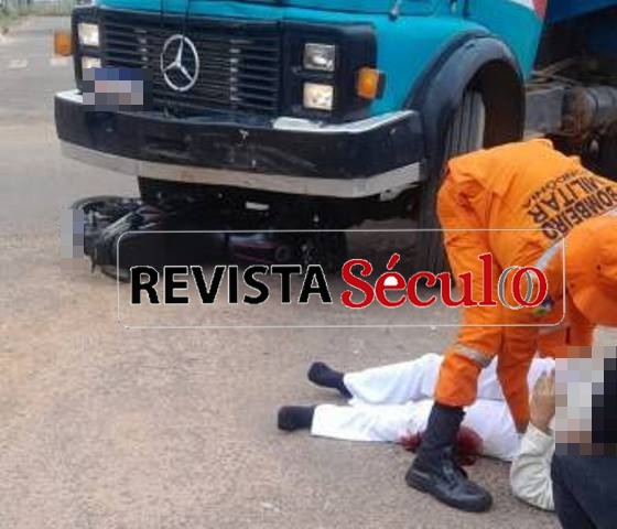 Mulher fica em estado grave após colisão entre moto e caminhão caçamba em Vilhena