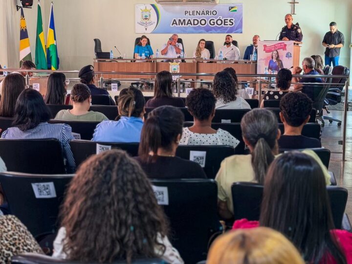 Gislaine Lebrinha realiza caravana de proteção à mulher na BR-429 em Alvorada