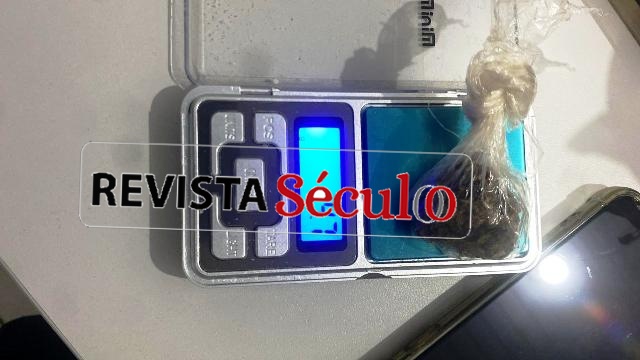 Em Chupinguaia, motociclista é flagrado com maconha durante patrulhamento da PM