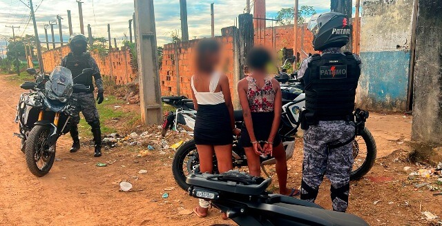 JI-PARANÁ – Duas mulheres com mandados de prisão são capturadas durante ação policial em área monitorada 