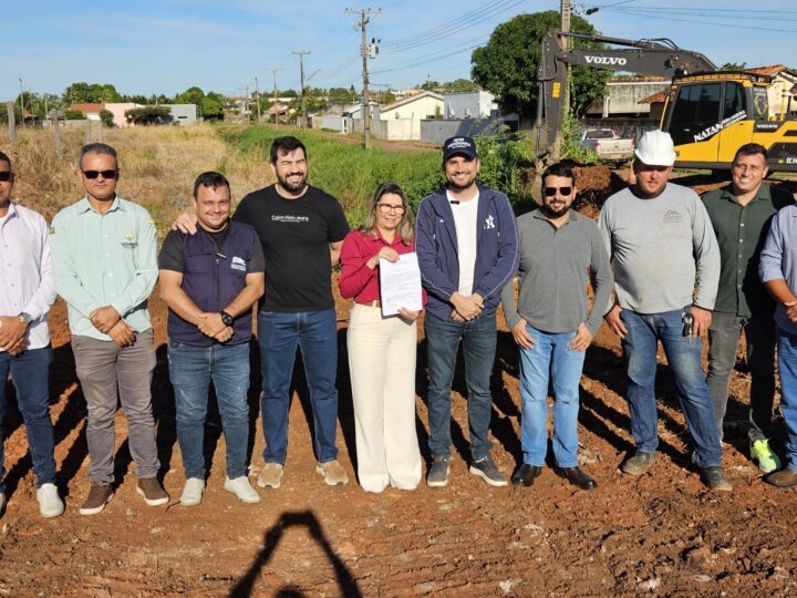 Jean Mendonça viabiliza parceria para garantir obra de drenagem em Pimenta Bueno