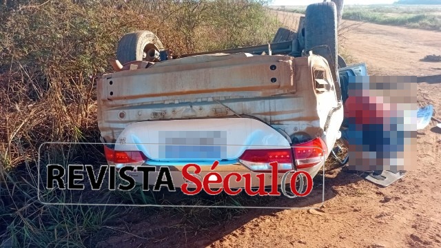 VILHENA – Carro capota em estrada rural e é encontrado abandonado na zona rural de Vilhena