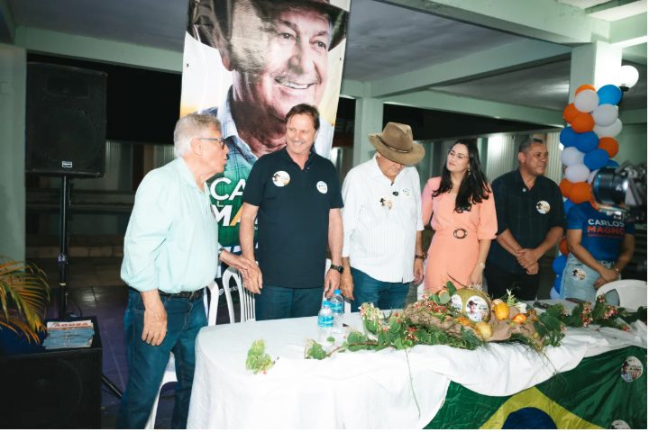 RONDÔNIA – “Carlos Magno conhece cada palmo deste chão”, afirma Acir durante encontro