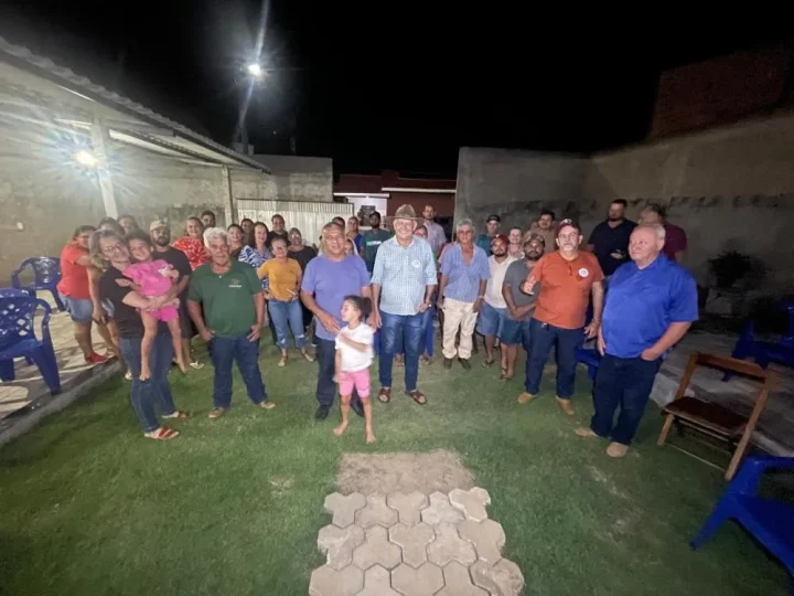 ELEIÇÕES 2026 – Carlos Magno fortalece presença em Cacaulândia e reúne amigos e lideranças