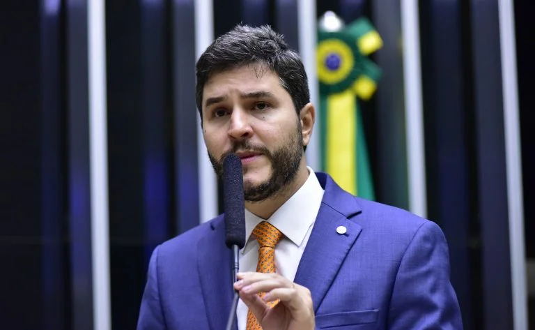ELEIÇÕES 2026 – Maurício Carvalho defende investigação sobre Moraes e afirma que ninguém está acima da lei