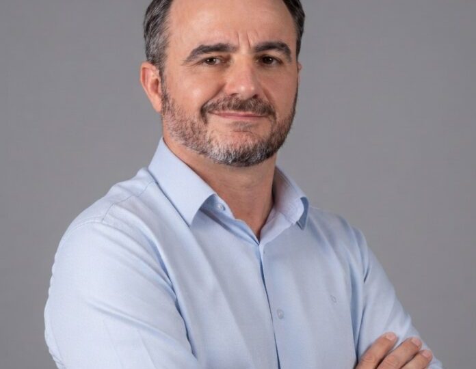 ELEIÇÕES 2026 – Eleito deputado estadual, Laercio Torres reassume comando da Secretaria de Obras em Vilhena