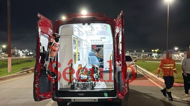 Motociclista em alta velocidade perde controle em quebra-molas da BR-364 e caiu com Biz em Vilhena