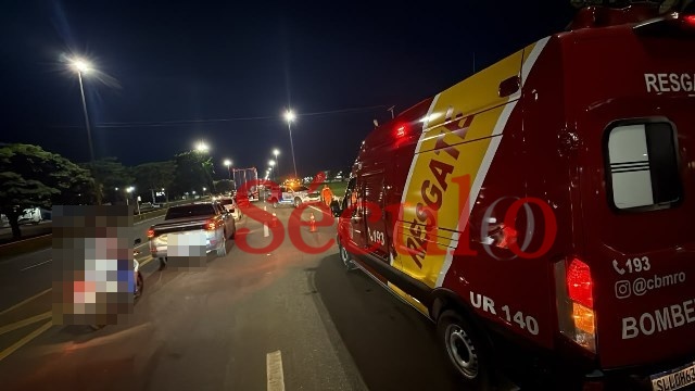Grave colisão na BR-364 deixa motorista ferida após suposto mal súbito